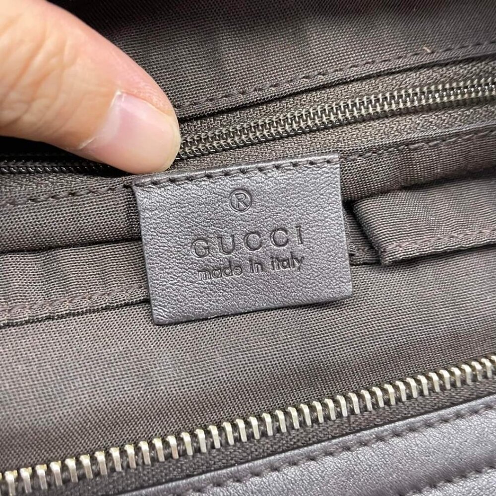 100% Authentic GUCCI GG Canvas Shoulder Bag - Picture 11 of 14
